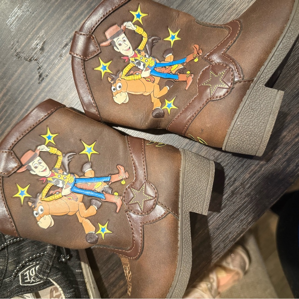Kids Brown Boots with Cowboy and Horse Design